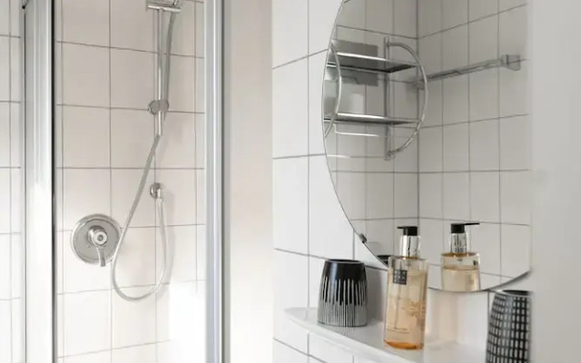 Landhaus vor Burg Eltz