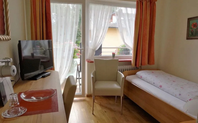 Casa Cristina- Kurpension Und Appartements