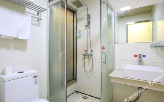 Chenxin Business Hotel