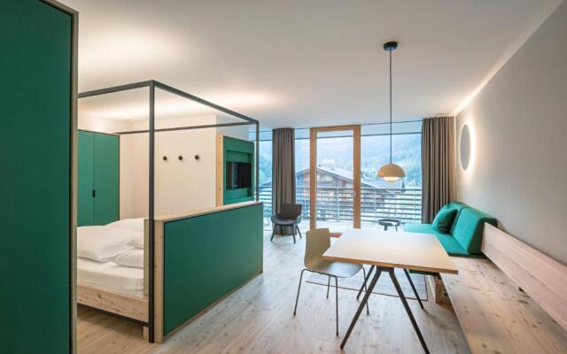 Paramount Alma Suites