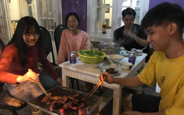 Nhà Tím Homestay