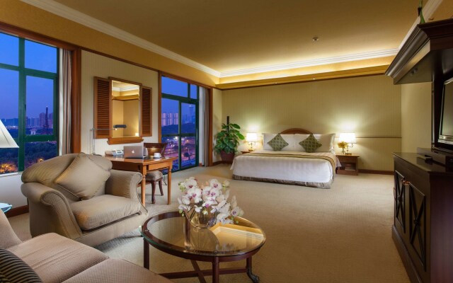 Hotel Indigo Shenzhen Overseas Chinese Town by IHG