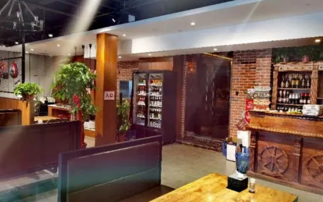 James Joyce Coffetel(Pingyuan Subway Station, Beijing International Trade And Industry University) – Restaurant – Beijing