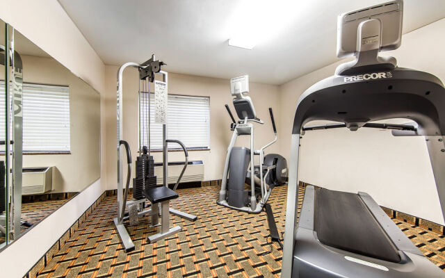 Comfort Inn & Suites Cleveland