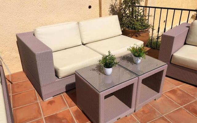 Sea-view holiday home in Altea Hills with private pool