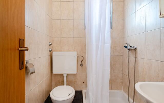 Bonvie Apartments in Center B7