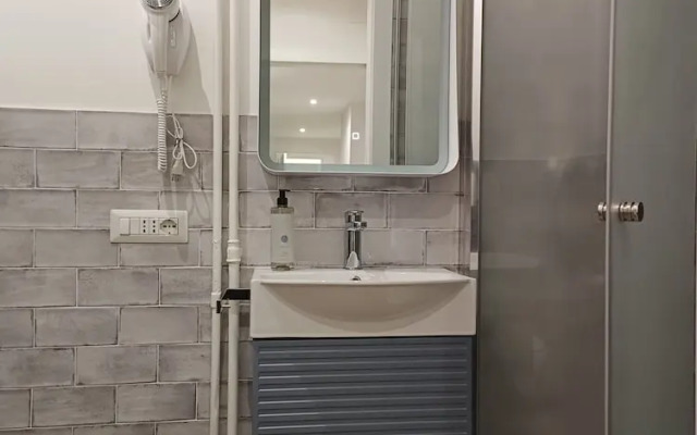 Romi Suite