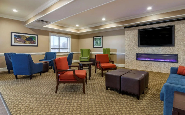 Comfort Inn & Suites