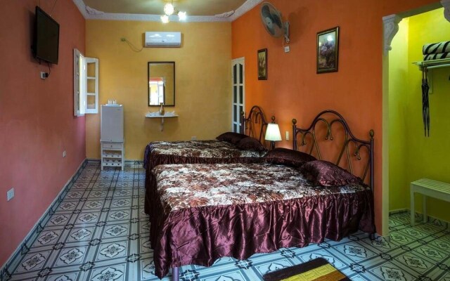 Hostal DLena TRINIDAD