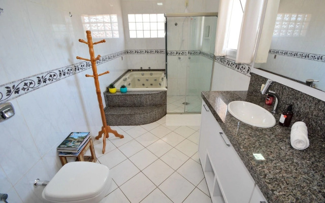 Casa com Piscina Morro das Pedras