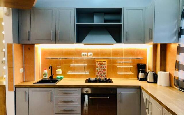 Ultra-central apart -3 ROOMS- Cathedral view VIC3