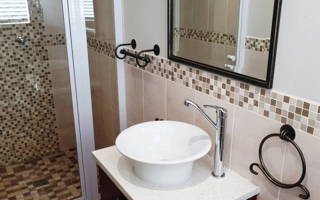 Seasons of Serenity, Langebaan 8-sleeper