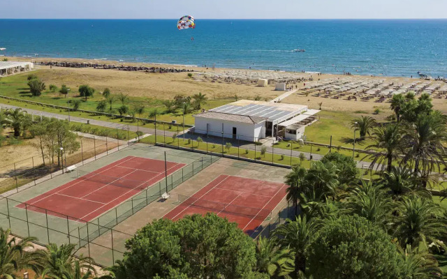 Süral Saray Resort & SPA (+16)