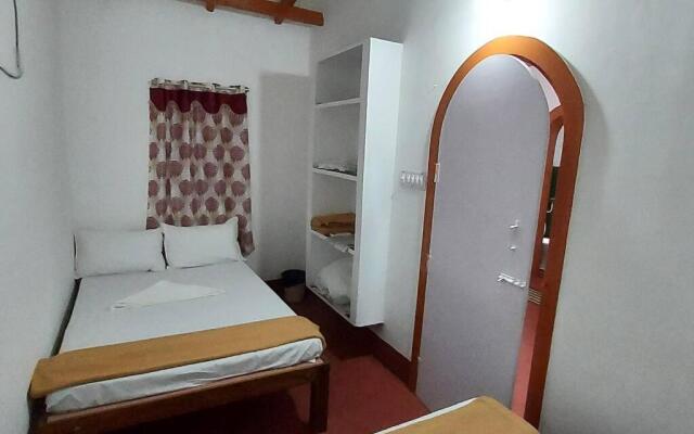 NESTO Beach Villa - 2 Bedroom Private Holiday Home