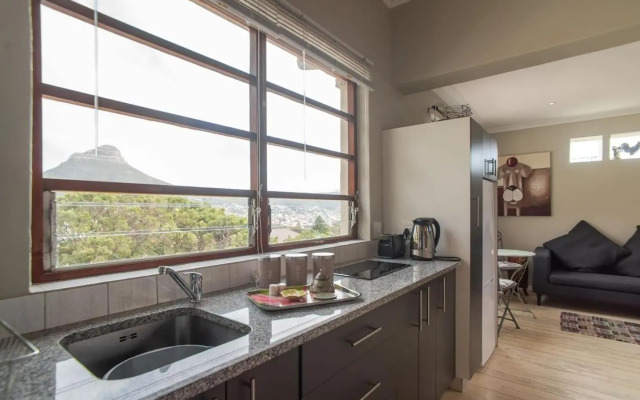 11 Deerpark Drive East