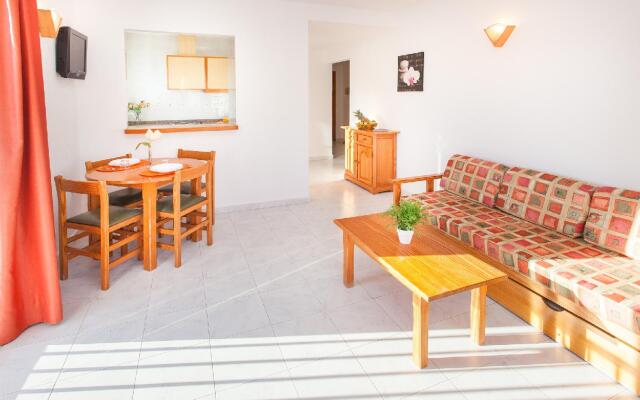 Apartamentos Typic Oasis Sa Tanca