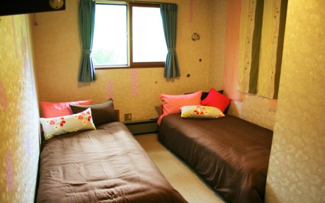 E-Joy Hostel