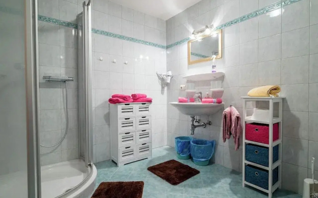 Apartment Leogang Near Ski Slopes