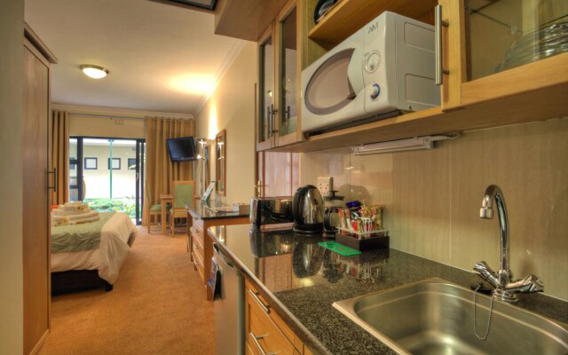 Sentinel Luxury Suite Hotel