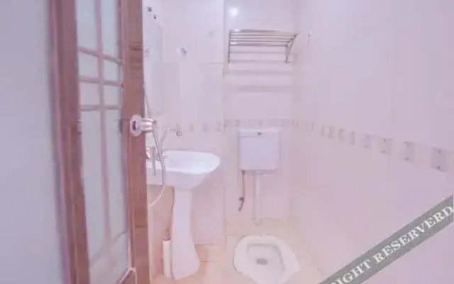 Liuzhou Yaping Hotel (Liunan Wanda Store)