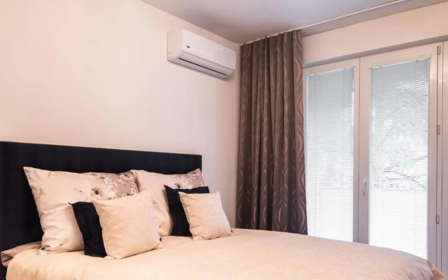 Newly renovated, Full Equipped and Quiet Apartment