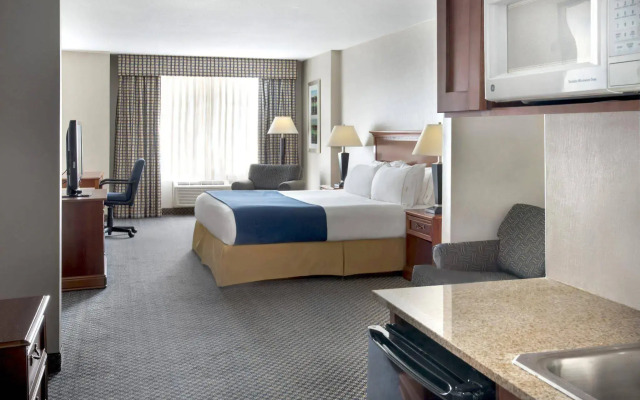 Holiday Inn Express & Suites East Greenbush (Albany-Skyline) by IHG