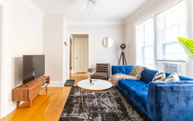 1BR Getaway Apt Modern in Lincoln Square