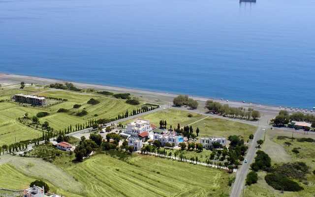 Gennadi Seaside Resort