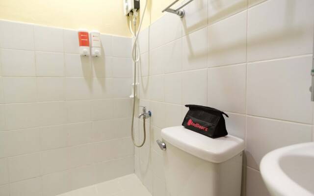 RedDoorz @ Socrates Road Palawan