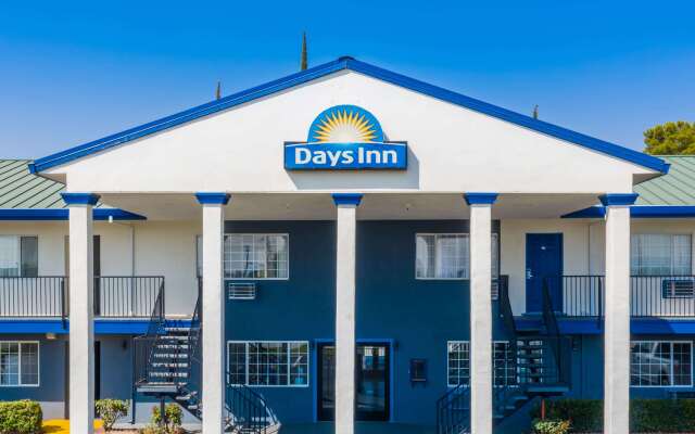 Days Inn by Wyndham Red Bluff