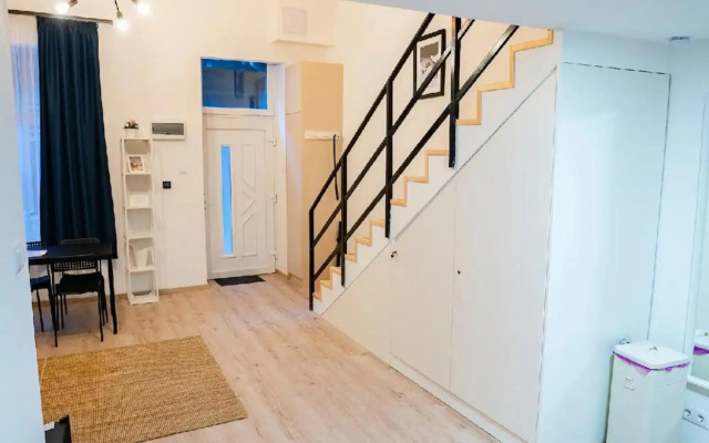 City Stylish Apartments