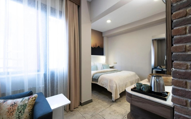 The Pera Hotel