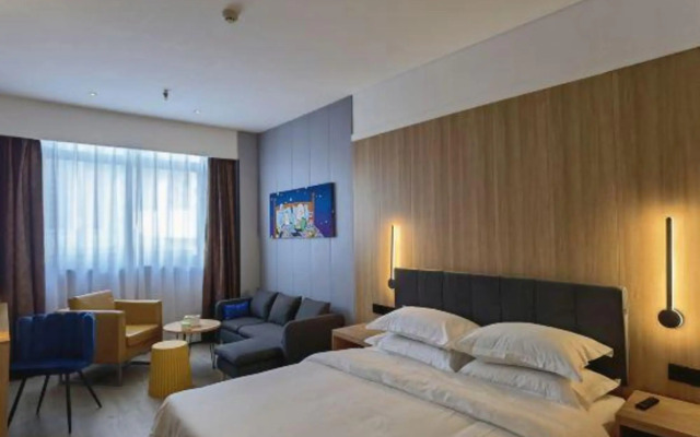 Xi'an H Hotel