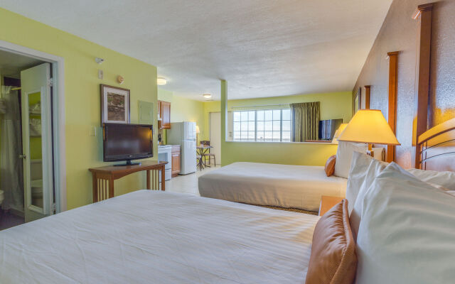 Pierview Hotel and Suites