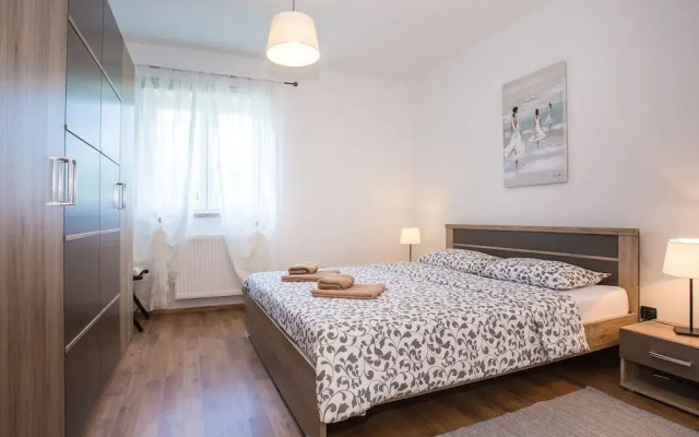 Exquisite Apartment With Private Terrace in Porec