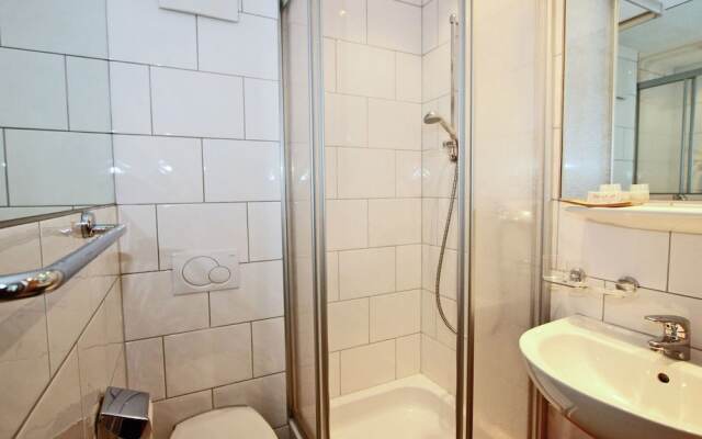 Modern Apartment in Tyrol Near Ski Area