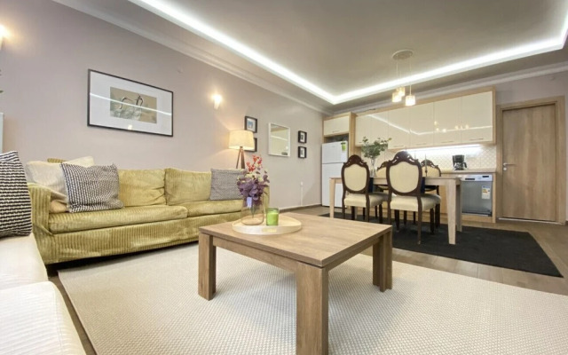 Missafir Sleek and Central Flat in Nisantasi