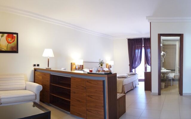 Suites & Residence Hotel Napoli