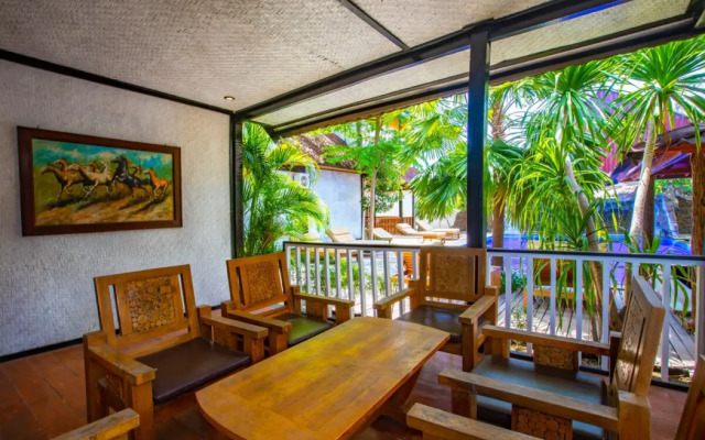 Gili Sands Hotel & Bar