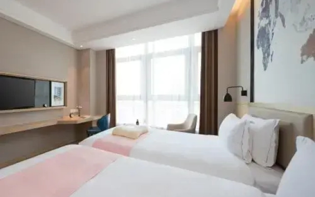 Kyriad Marvelous hotel