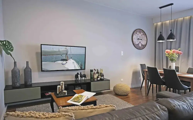 IRS ROYAL APARTMENTS - IRS Brabank
