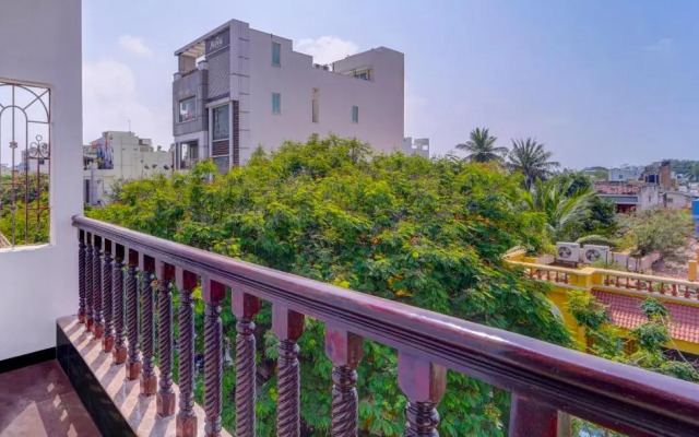 OYO 094 Bussy St Prakasam Residency