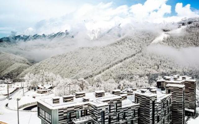 Skypark Apartments & Villas