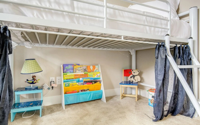 Kid Friendly Near Parks & Entertainment