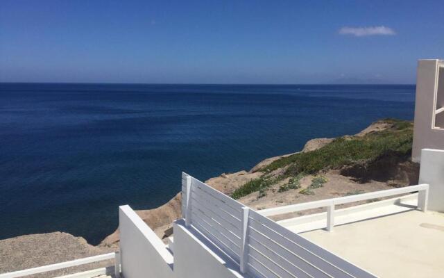 Infinite Blue Luxury Suites