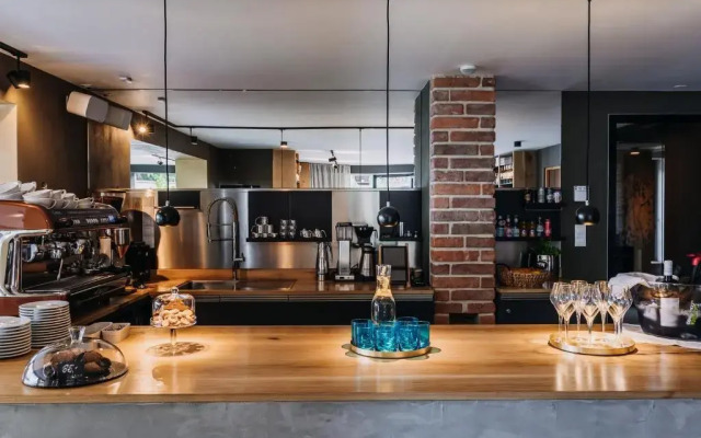 VILLA BRICOLA - Boutique Apartments