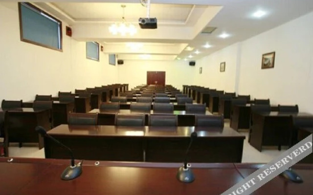 Yuntai Mountain Changhong Hotel Xiuwu No. 1