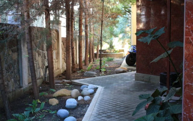 VVV Hotel
