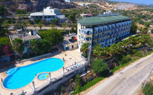 Calamie Hotel