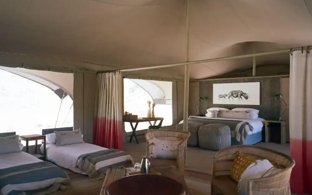 Hoanib Valley Camp